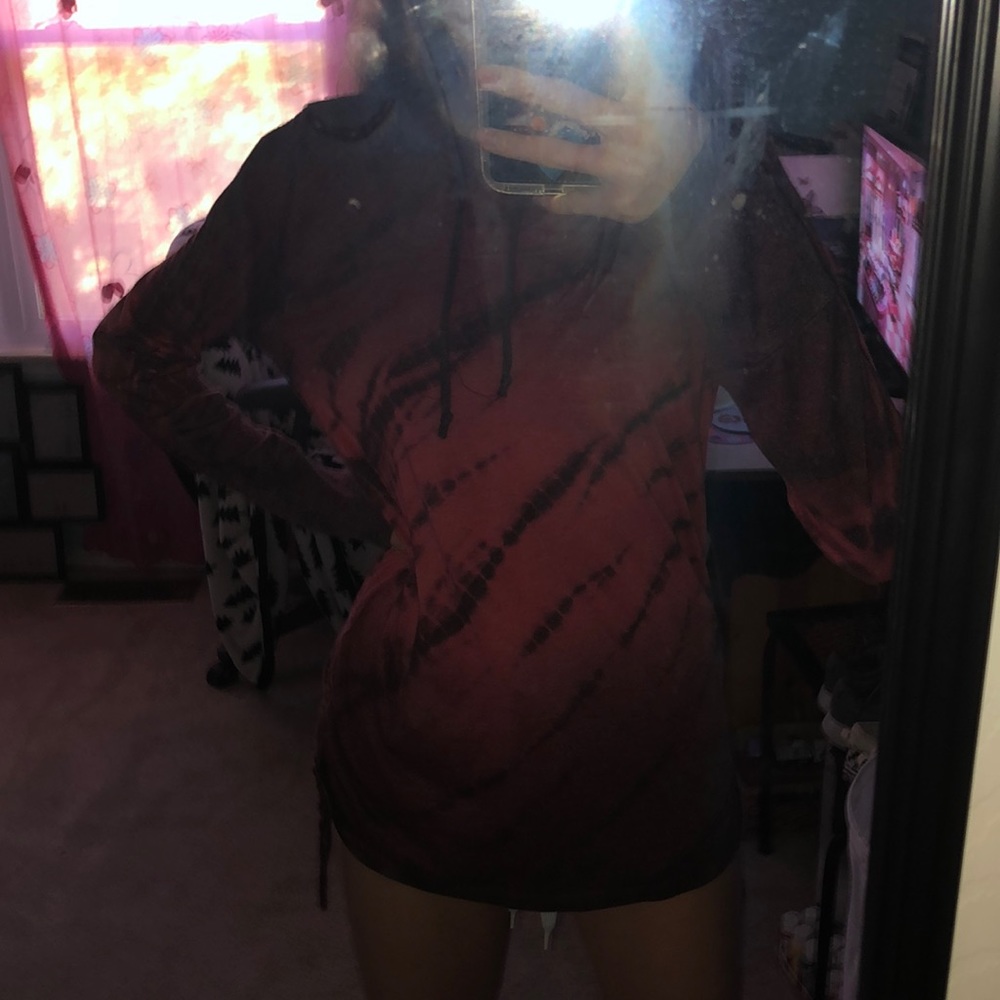 Long sleeve hoodie shirt